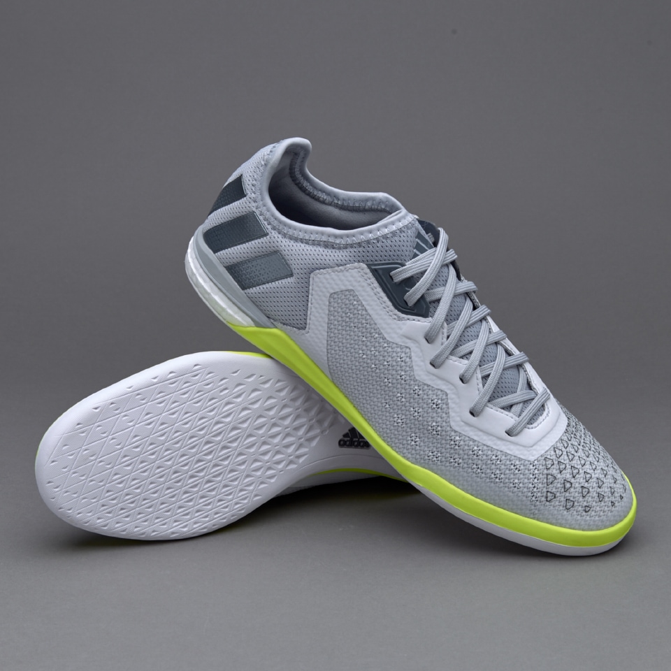 Humoristisch nachtmerrie cijfer adidas ACE 16.1 Court - Mens Soccer Cleats - Indoor - Crystal  White/Onix/Solar Yellow 