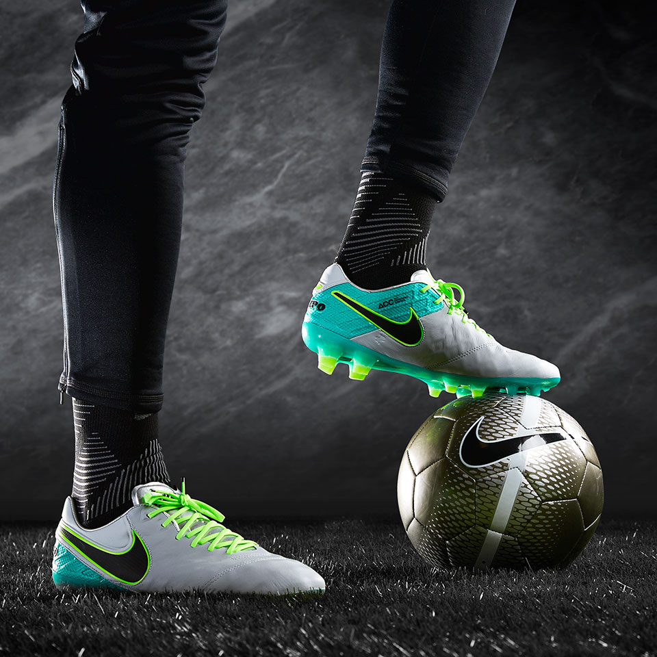 Nike Tiempo Legend FG -Botas de futbol-Terrenos firmes-Gris lobo/Negro/Jade claro | Pro:Direct Soccer