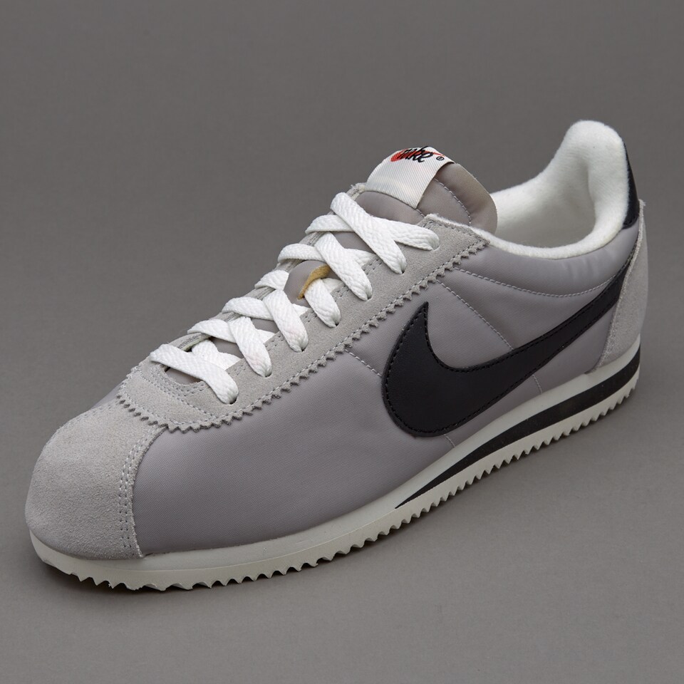 nike quartz shoes