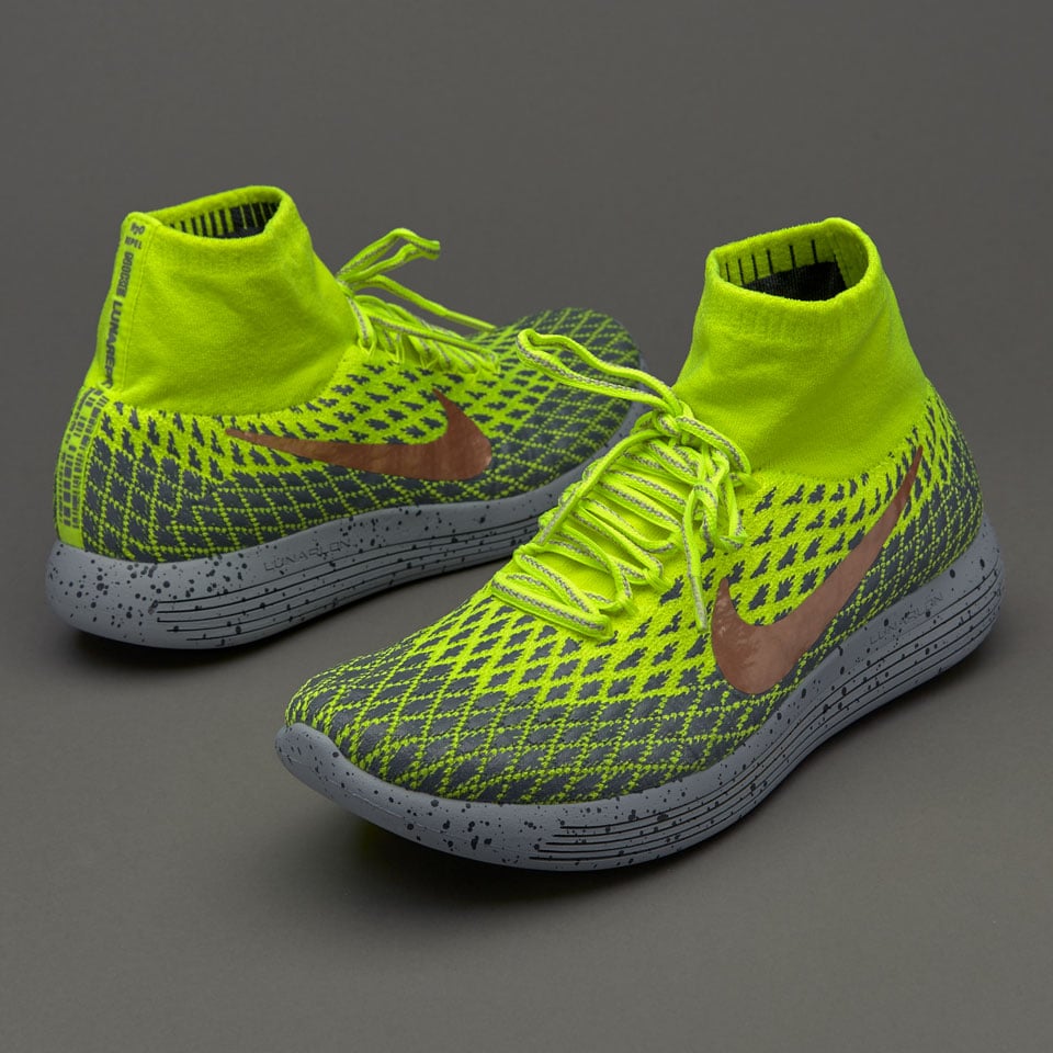 Nike lunarepic flyknit shield hotsell