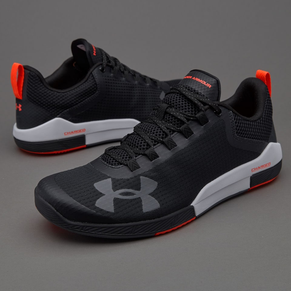 entrenamiento-Under Armour Charged TR - Negro/Blanco/Gris | Soccer