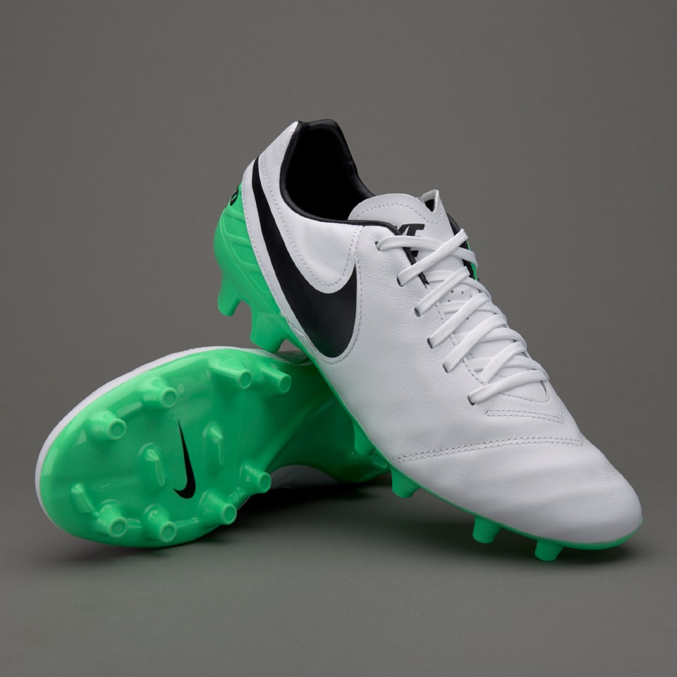 Botas de futbol- Nike Tiempo V FG - Blanco/Negro/Verde eléctrico | Pro:Direct