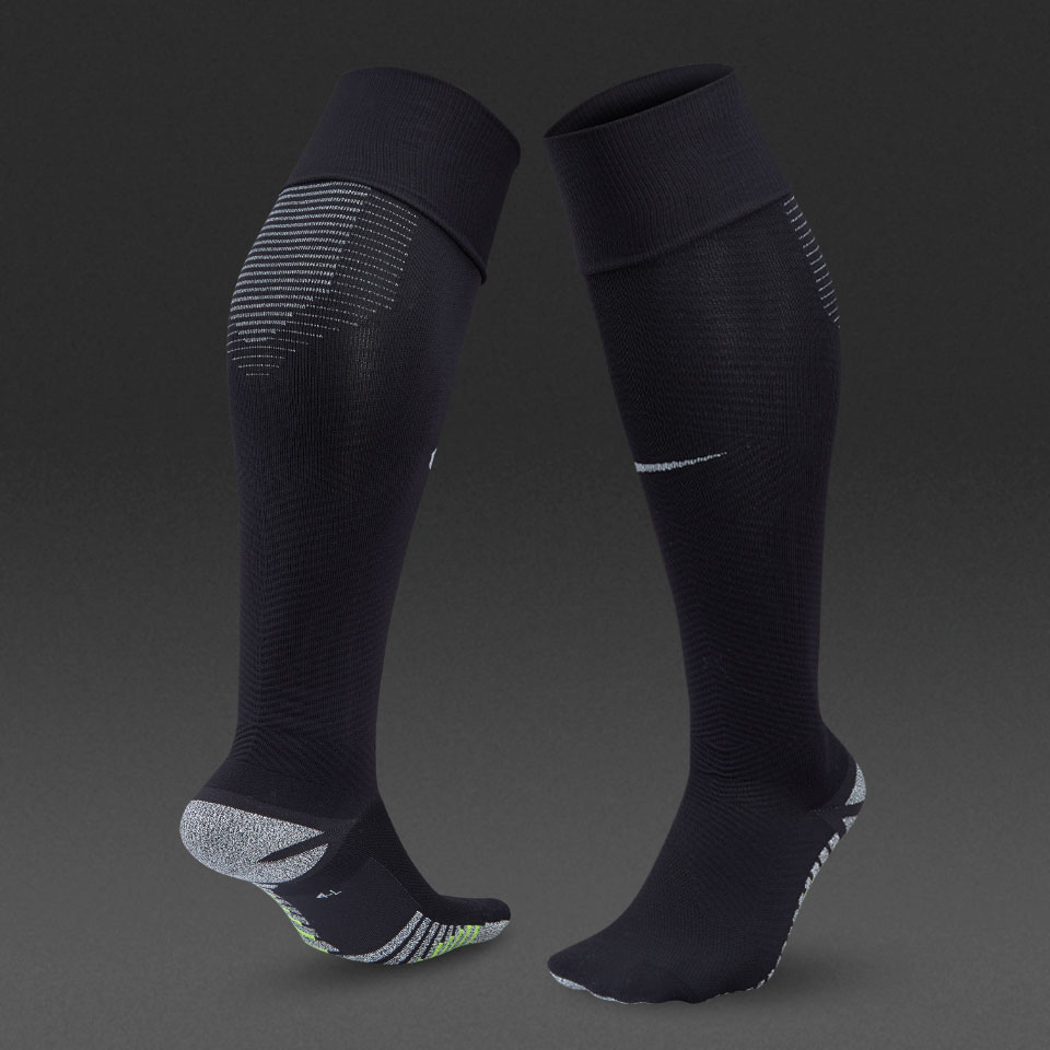 Medias de futbol- Calcetines Nike Grip Strike Light Soccer