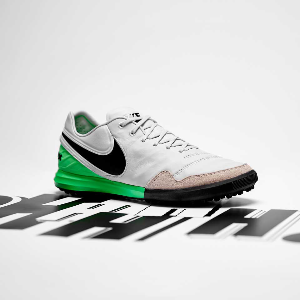 Correo aéreo Fotoeléctrico champú Zapatillas de fútbol-Nike TiempoX Proximo II TF - Platino/Negro/Verde  eléctrico | Pro:Direct Soccer