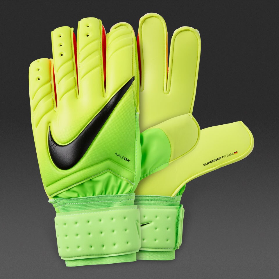 nike spyne
