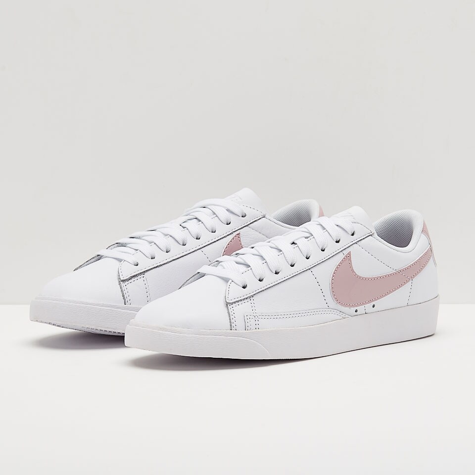 Nike blazer shop low particle rose