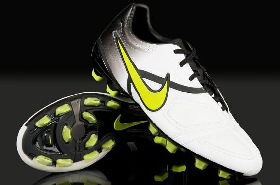 ctr360 indoor soccer shoes