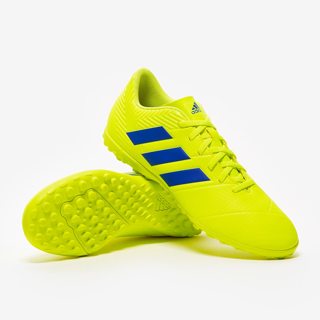 Botas de adidas Nemeziz 18.4 TF - Amarillo Solar/Azul/Rojo Cereza | Pro:Direct Soccer
