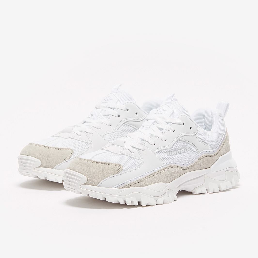 Umbro bumpy trainers hot sale in white