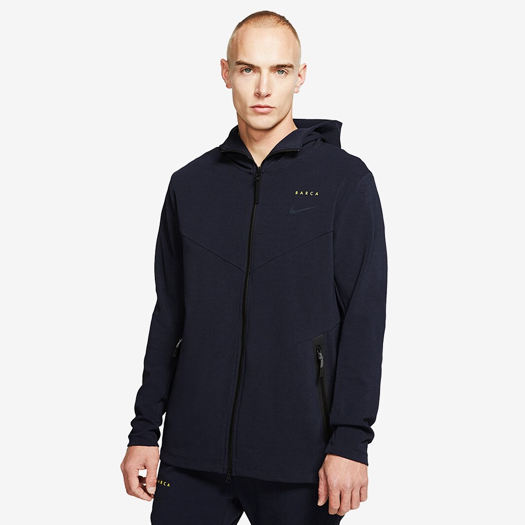 nike barcelona tech pack