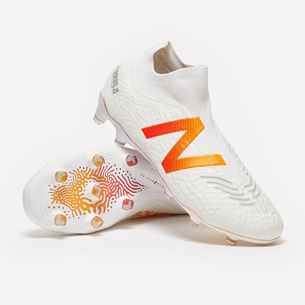 New Balance Tekela V3 Sin cordones FG Blanco/Llamas Botas de