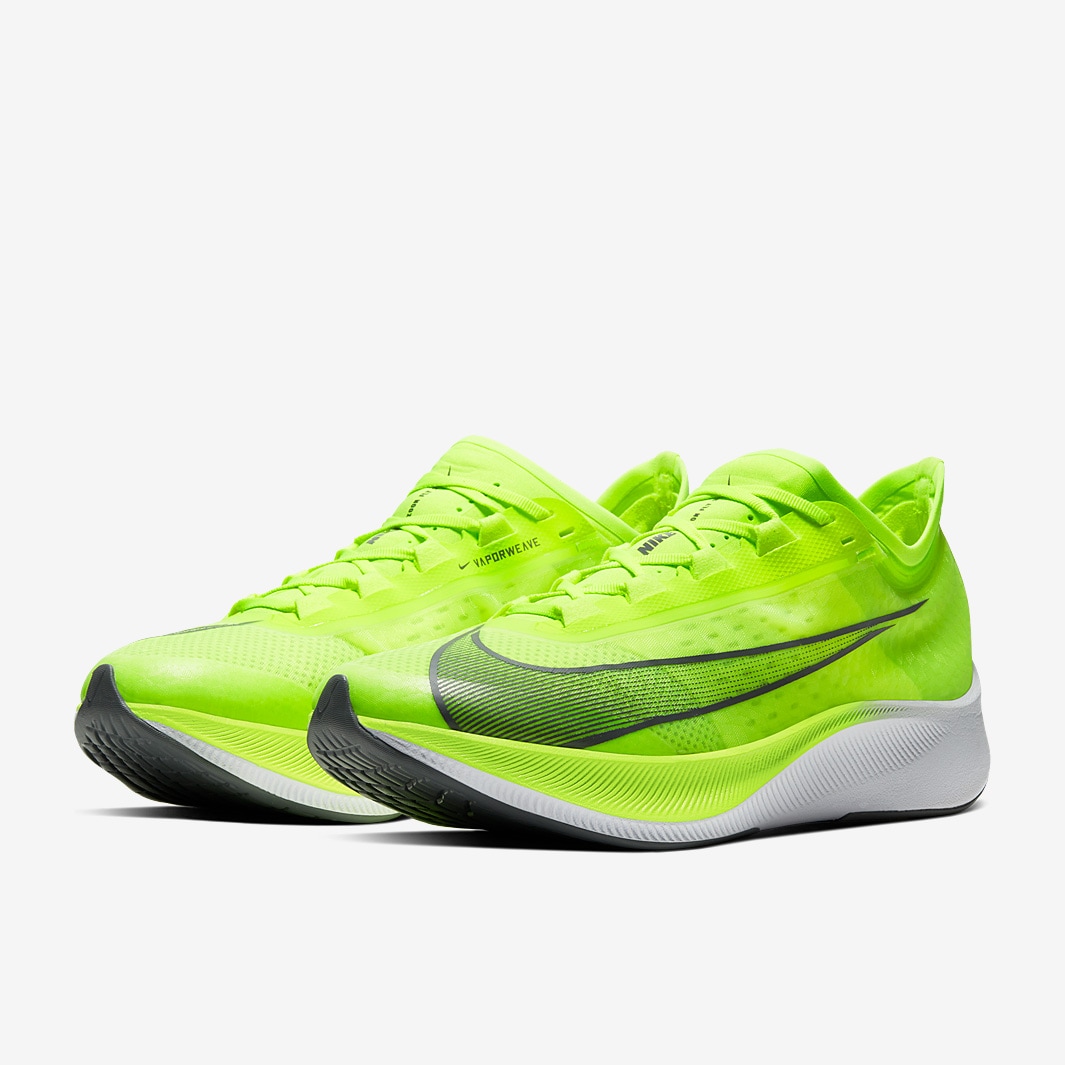 nike zoom fly 3 volt/white/smoke grey