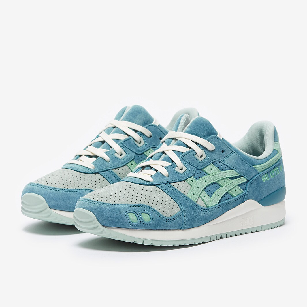 asics misty pine seafoam