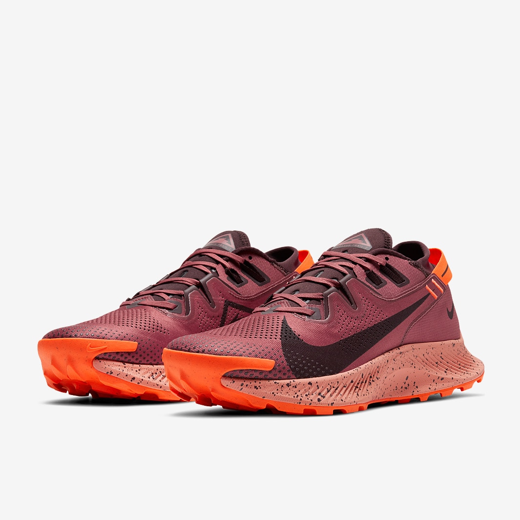 nike pegasus trail 2 canyon