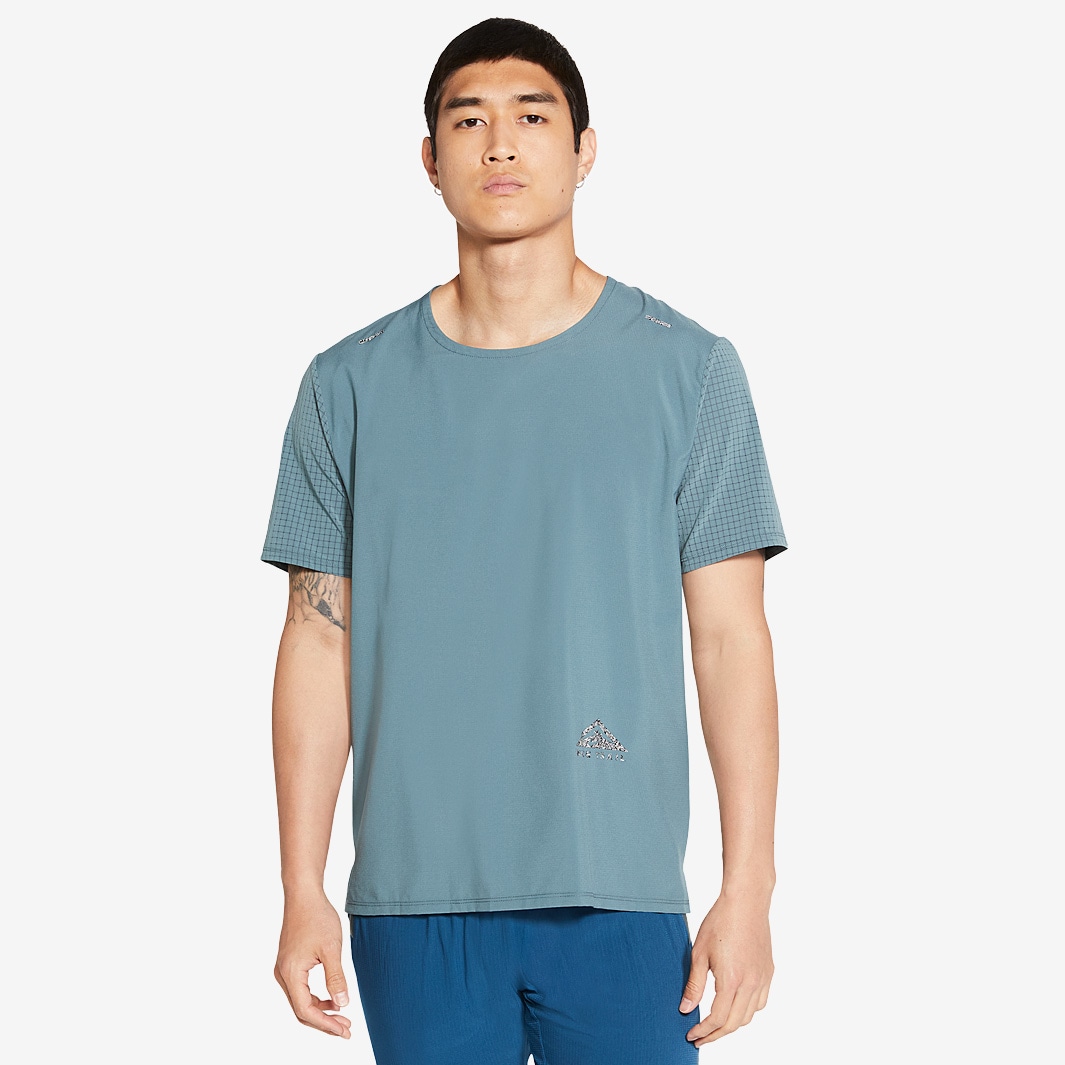 Nike Dri-FIT Rise 365 T-Shirt - Hasta/Reflective Silv - Mens Clothing