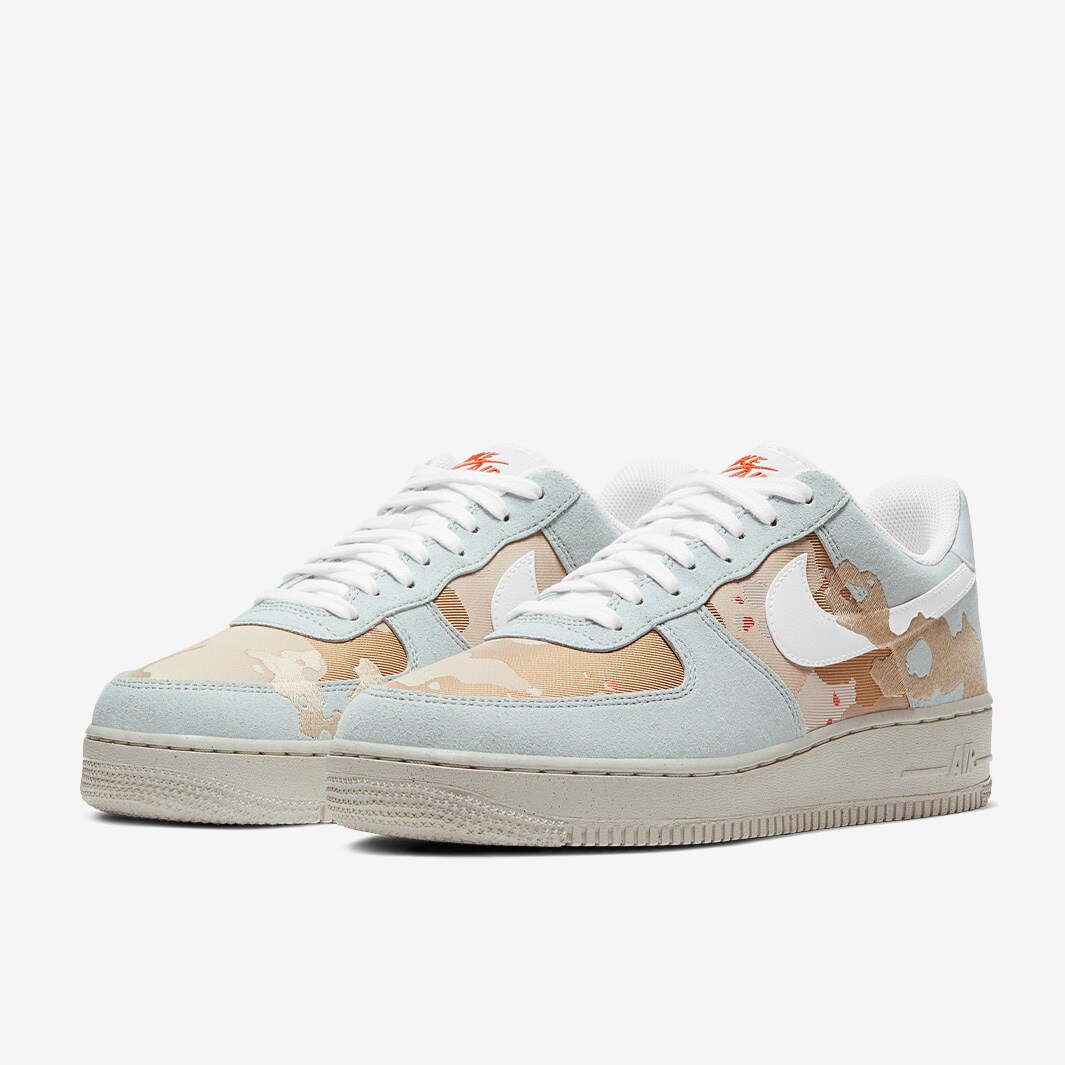 Nike Sportswear Air Force 1 07 LX - Photon Dust/Team Orange - Trainers ...