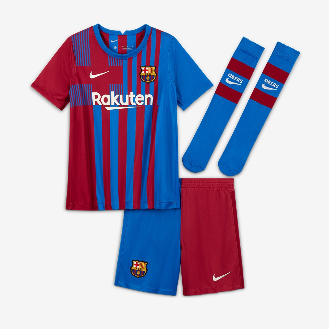 Conjunto Nike FC Barcelona 21/22 Primera equipación niños pequeños - Celeste/Rojo/Marfil claro - Celeste/Rojo/Marfil claro - Equipaciones oficiales para niños | Pro:Direct Soccer