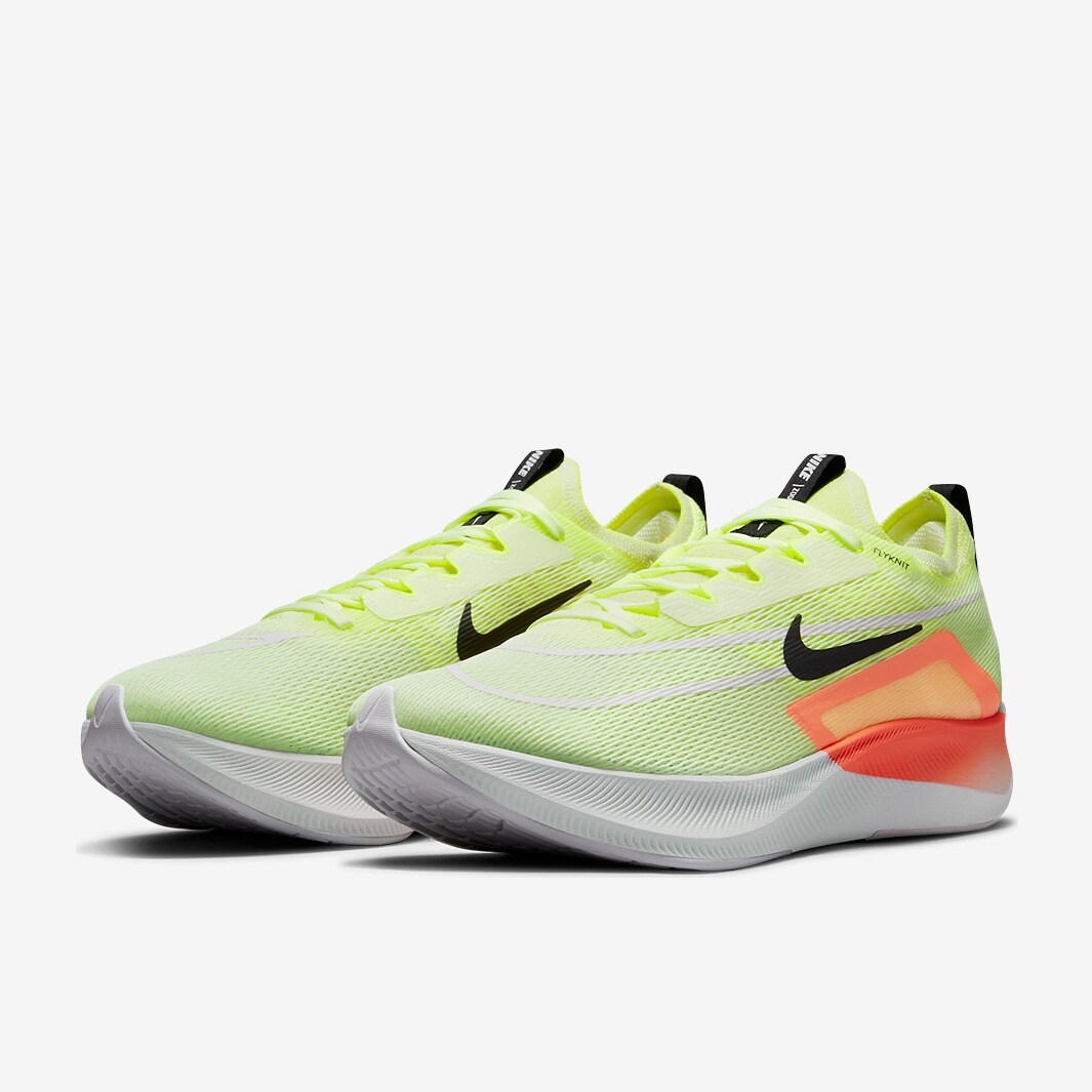 Nike Zoom Fly 4