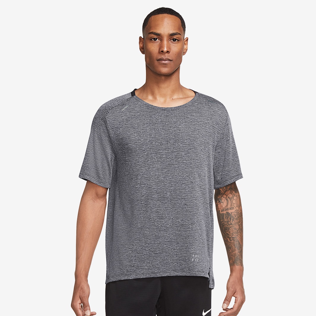 Nike Dri-FIT Run Division T-Shirt - Black/Dk Smoke Grey/Pure/Blkref ...