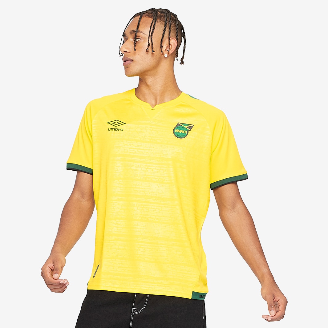 : Umbro Jamaica Reggae Boyz Men's Home Football Shirt Soccer  Jersey 2021-2022 (Large) Yellow : Sports & Outdoors