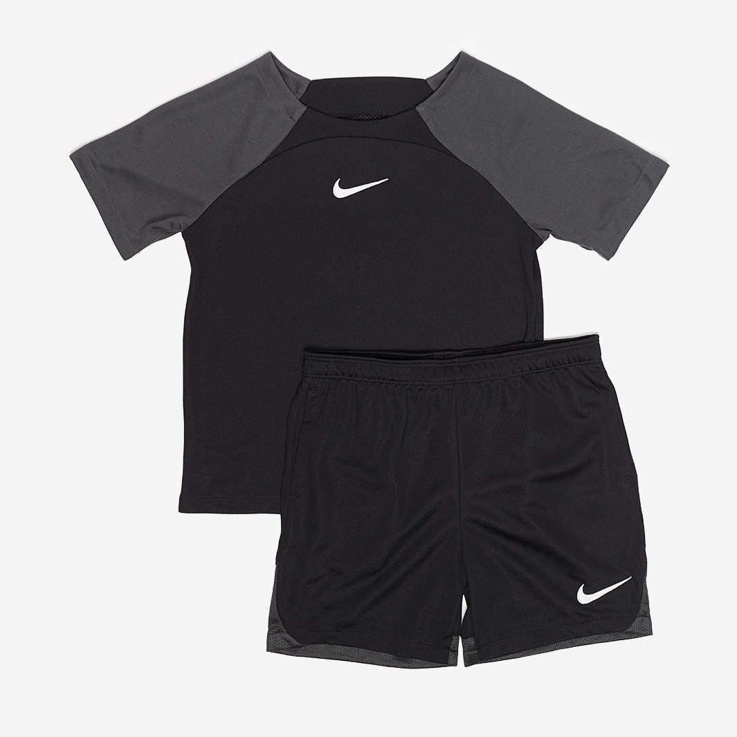 nike football training kit