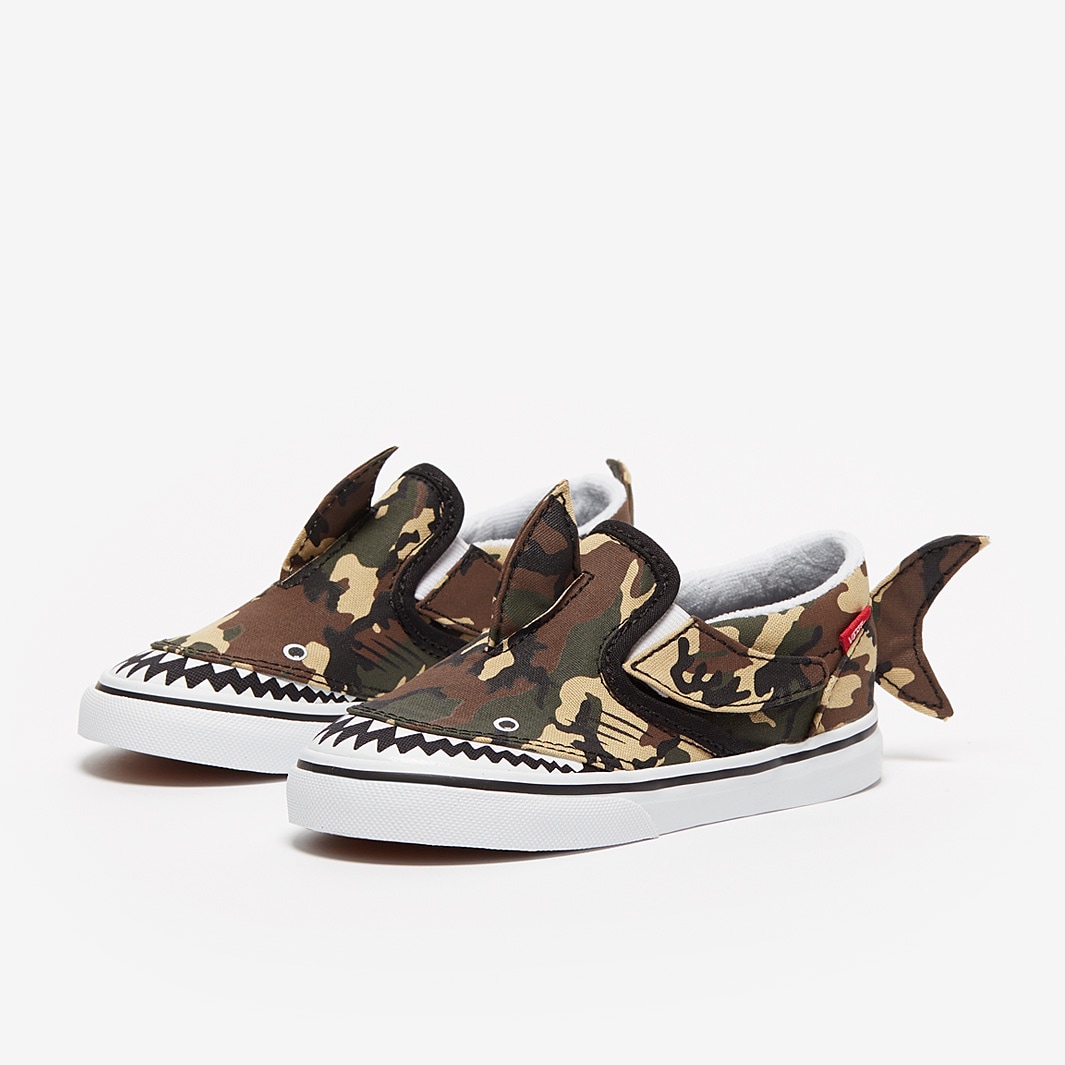 Vans boys deals shark shoes