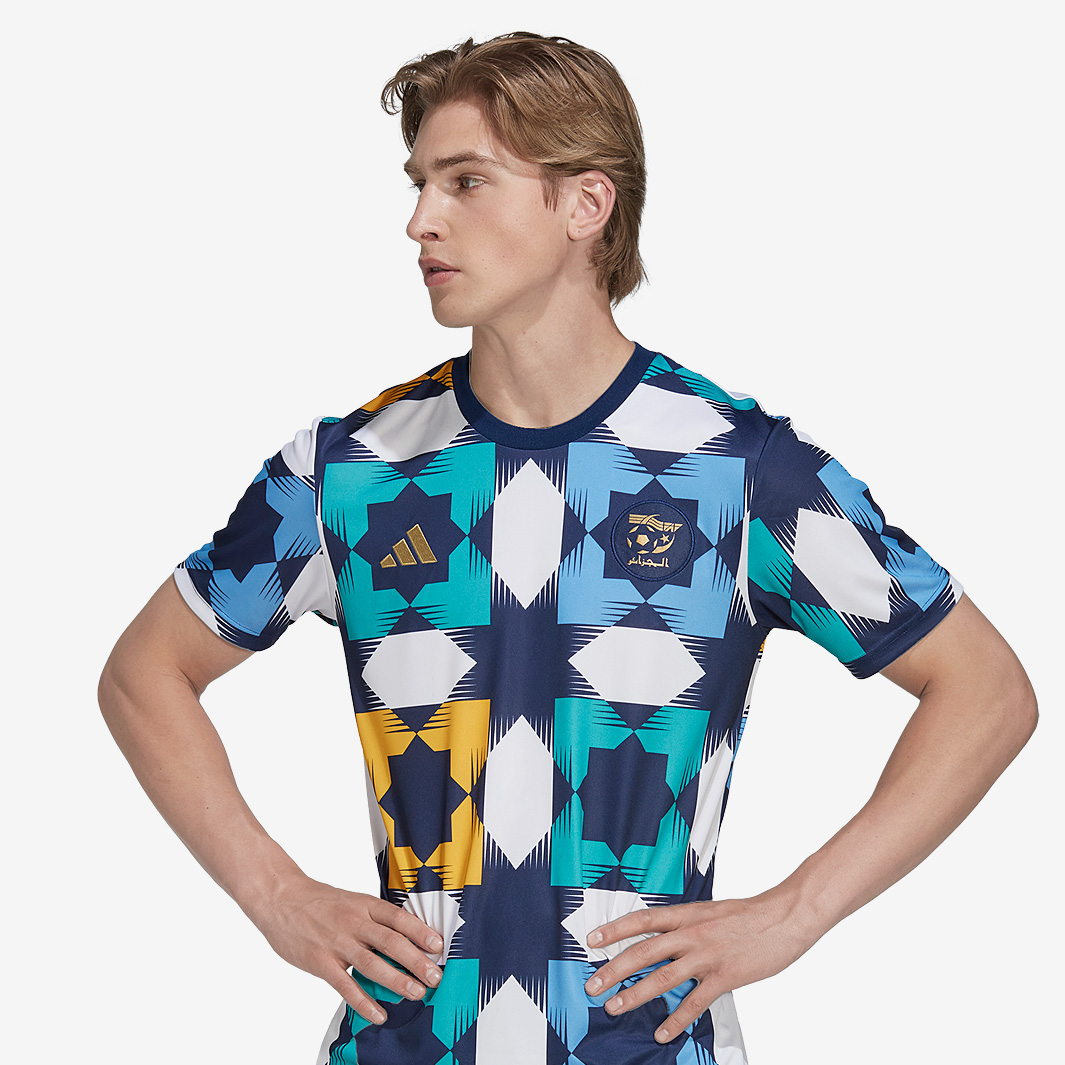 maillot-adidas-alg-rie-2022-avant-match-bleu-marine-equipe-bleu-clair