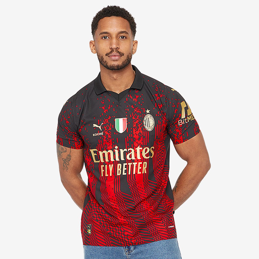 LiveScore on X: AC MILAN X KOCHÉ ⚫️🔴 The Rossoneri have teamed up with  french fashion brand Koché for this years 4th kit 😍   / X