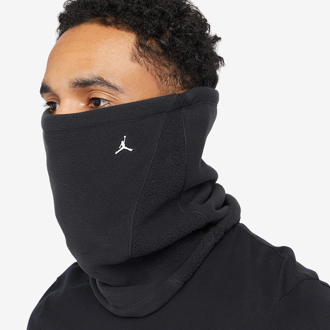 Jordan offers neck warmer