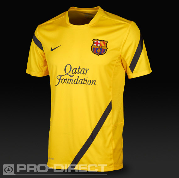 Maillot fc Barcelone jaune taille xl - Vêtements