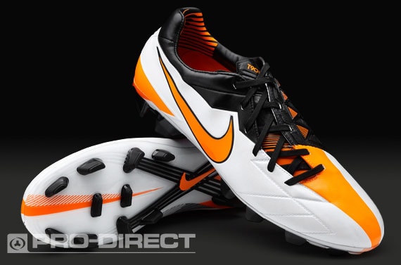 Colibrí Etapa Encantador Botas de Fútbol - Nike - Total 90 - T90 - Laser IV - FG - Terreno Duro -  Blanco - Naranja - Negro | Pro:Direct Soccer