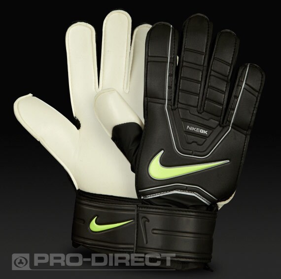kids nike goalie gloves