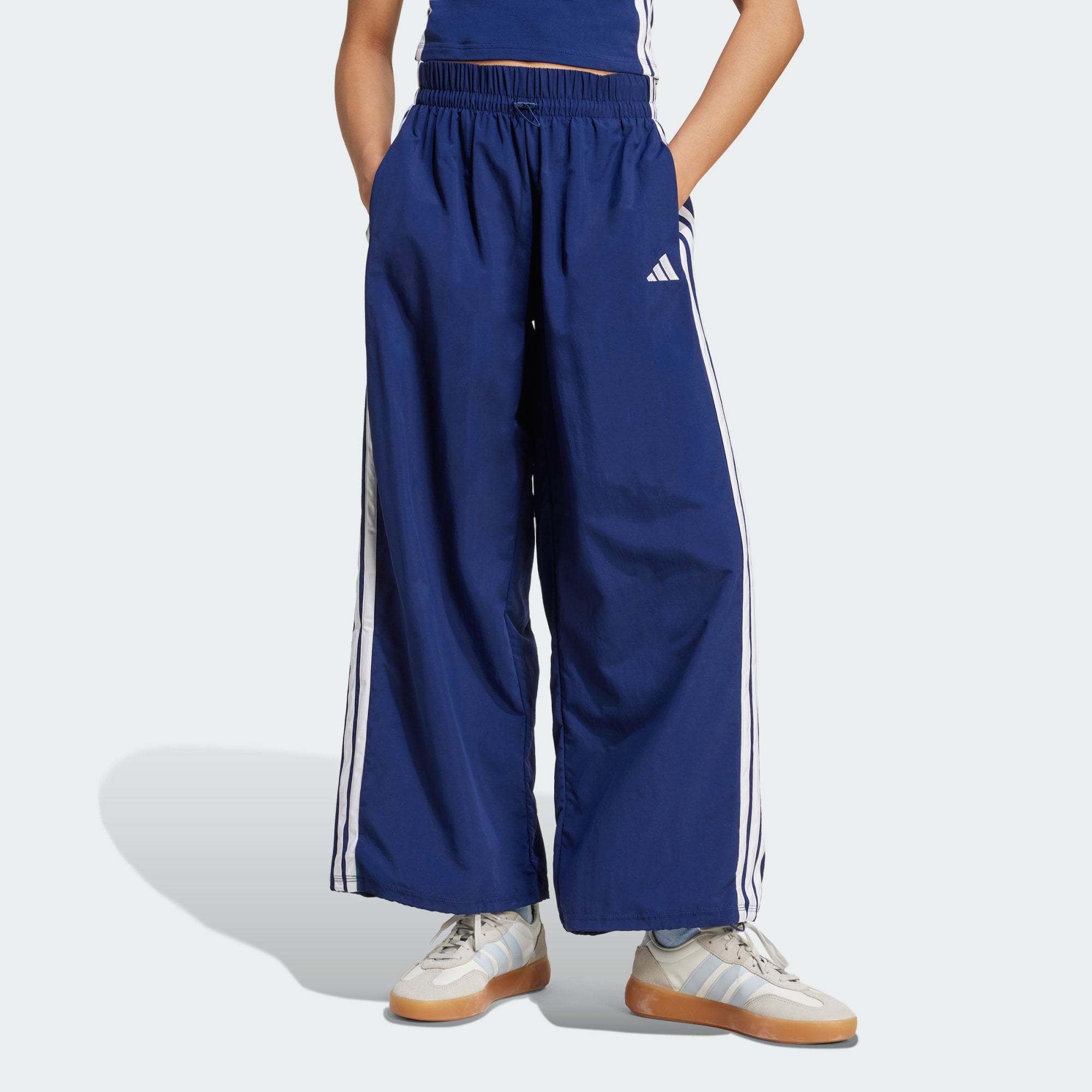 Adidas Women Essentials 3 Stripes Lifestyle Woven Parachute Black