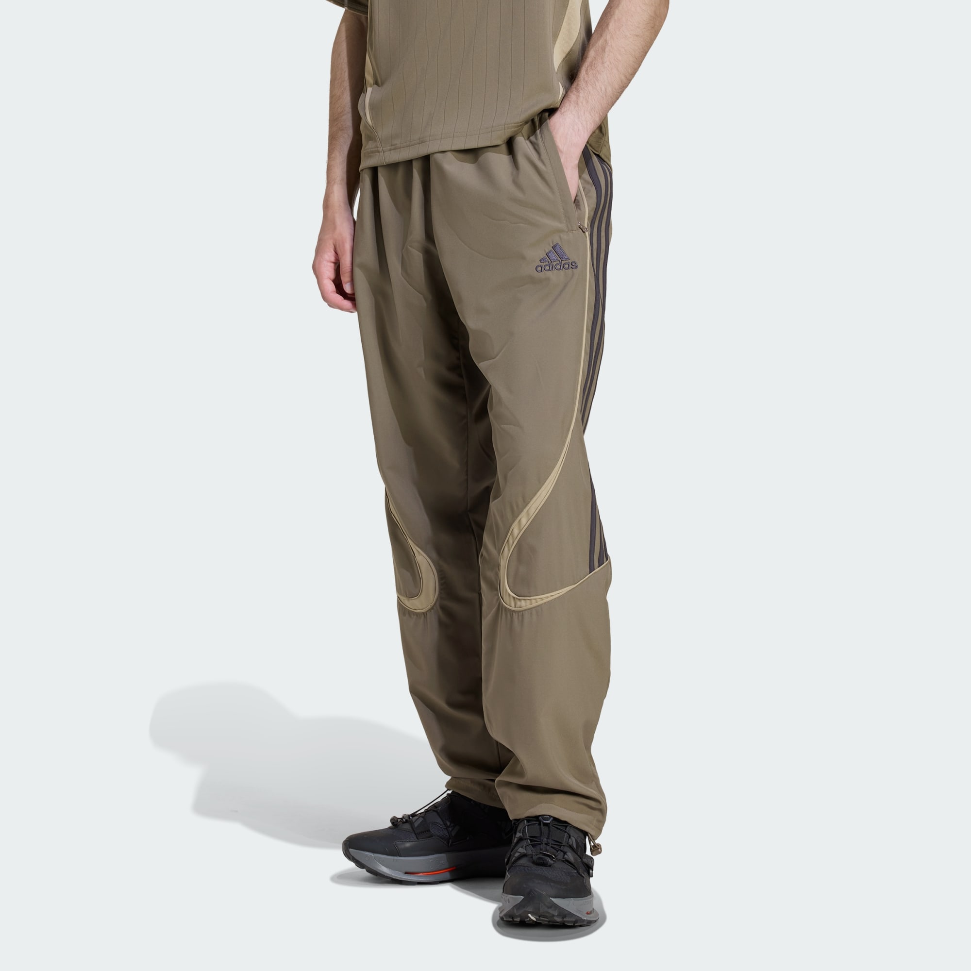 Adidas Originals Men Teamgeist Adicolor Track Pants Grey