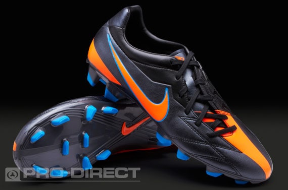 comprador martes sílaba Botas de Fútbol Nike - Nike T90 Strike IV FG - Terreno Firme - Tacos de  Fútbol - Negro/Naranja/Azul | Pro:Direct Soccer