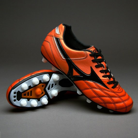 mizuno football boots online