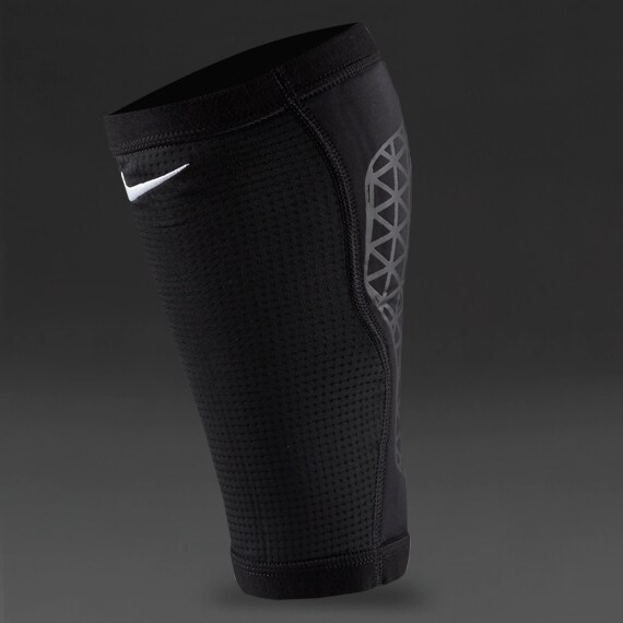 Nike Men's Pro Combat Calf Sleeve Support - BlackNike Pro Combat  Hyperstrong Calf Sleeve - Black