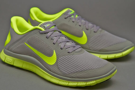 Zapatillas de correr - Zapatillas de entrenamiento - Nike Free 4.0 V3 - Gris - Verde Pro:Direct Soccer