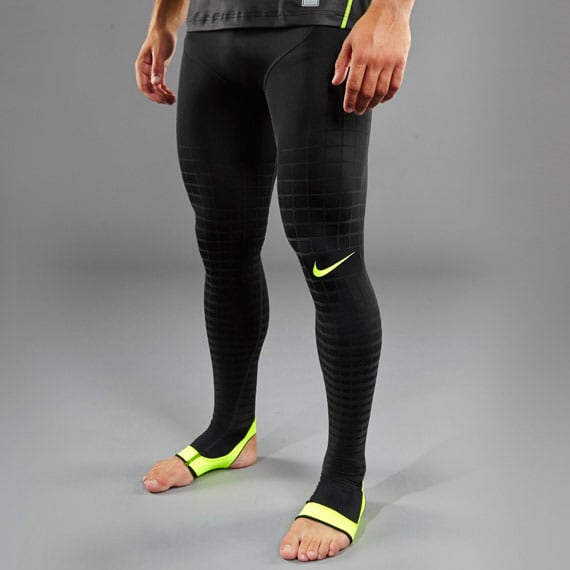 Naufragio Mártir Shipley Mallas Nike Pro Combat Recovery - Negro - Volt - Ropa de recuperacion | Pro:Direct  Soccer