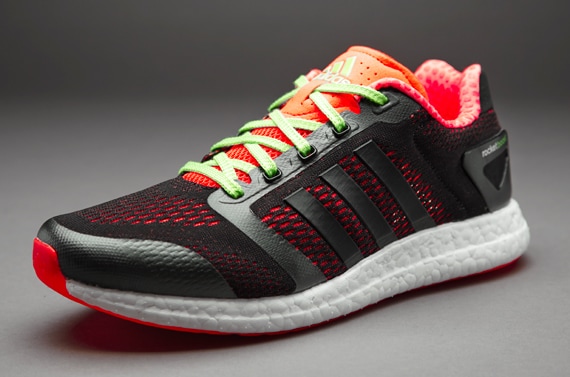Cesta el fin versus adidas ClimaChill Rocket Boost - Mens Running Shoes - Black-Infrared 