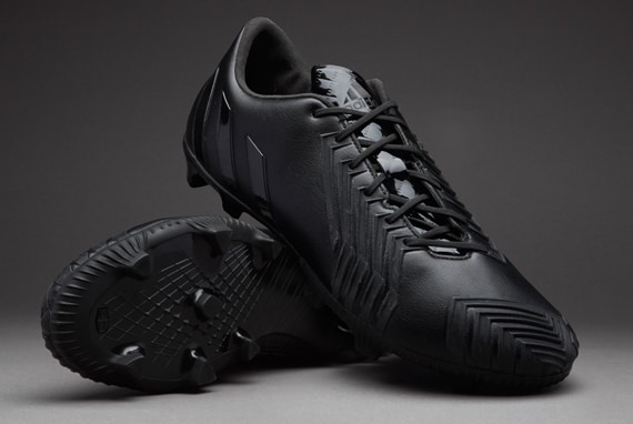 Industrializar Hacia atrás guardarropa Botas de futbol adidas- adidas Predator Instinct Black Pack-b26490- Terreno  firme-Negro | Pro:Direct Soccer