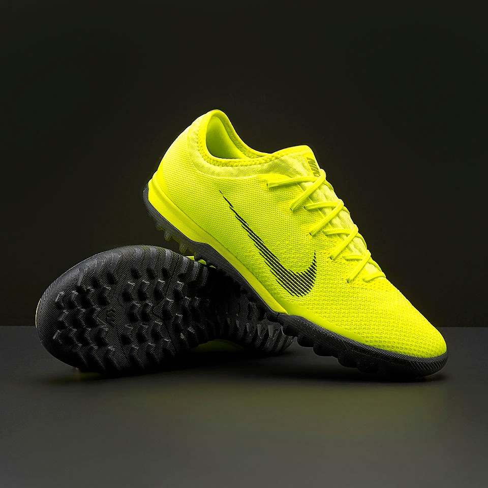 Fuera de Campo de minas Desmantelar Botas de fútbol - Nike Mercurial Vapor XII Pro TF - Volt/Negro | Pro:Direct  Soccer