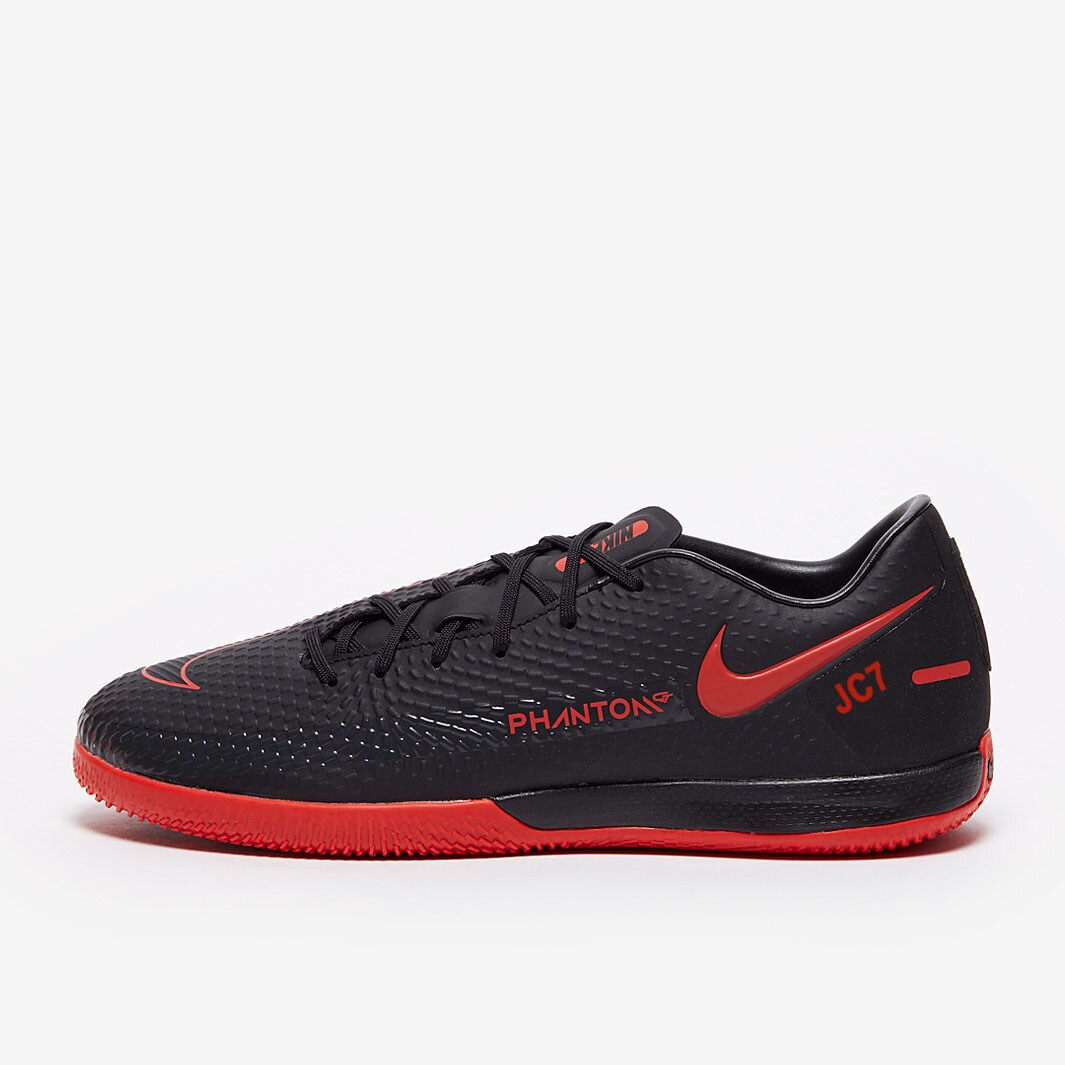 Nike Phantom GT Academy IC - Black/Chile Red/Dark Smoke Grey