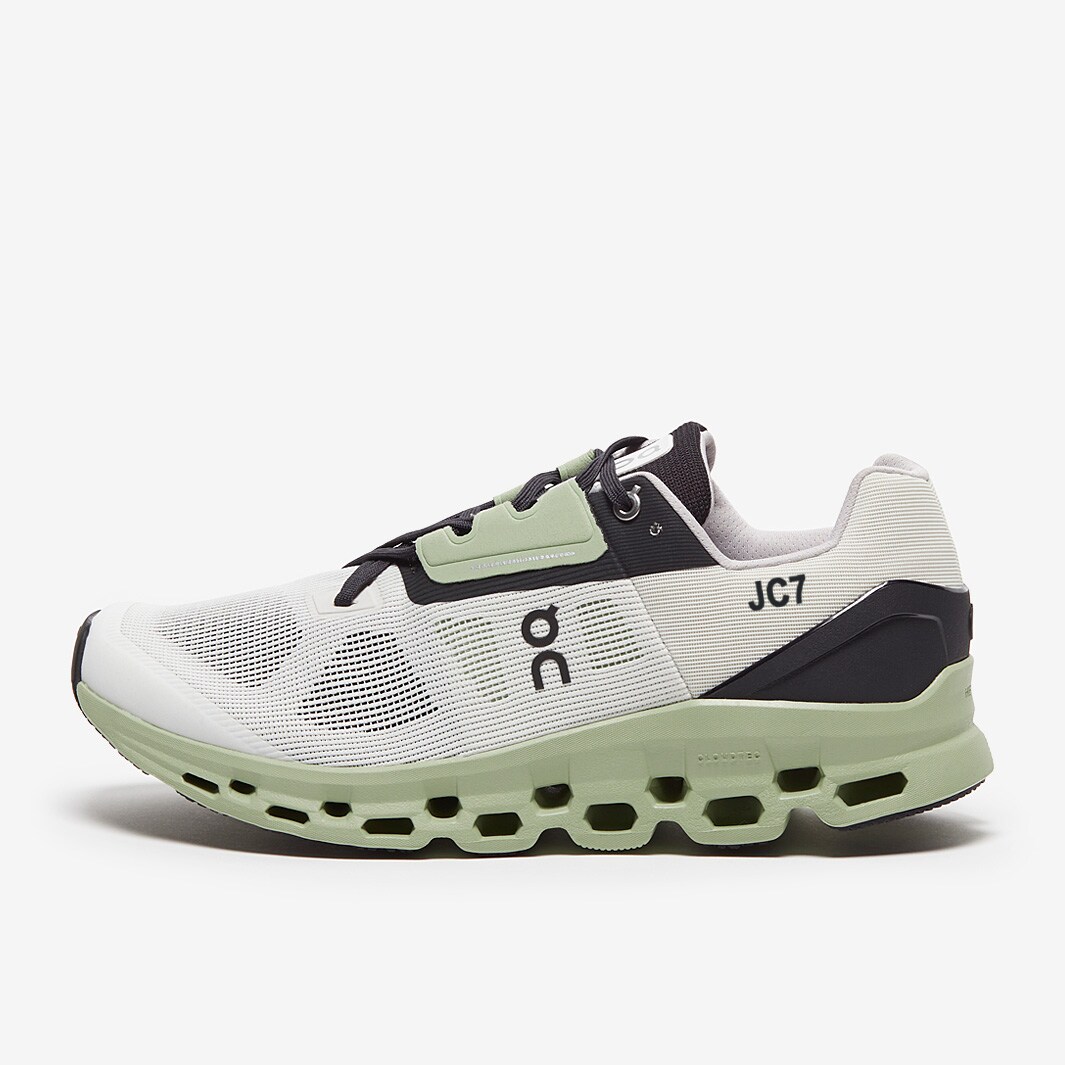 On Cloudstratus - White/Black - Mens Shoes | Pro:Direct Running