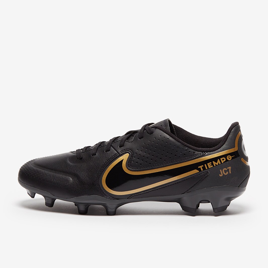 Black and gold nike tiempo football boots online