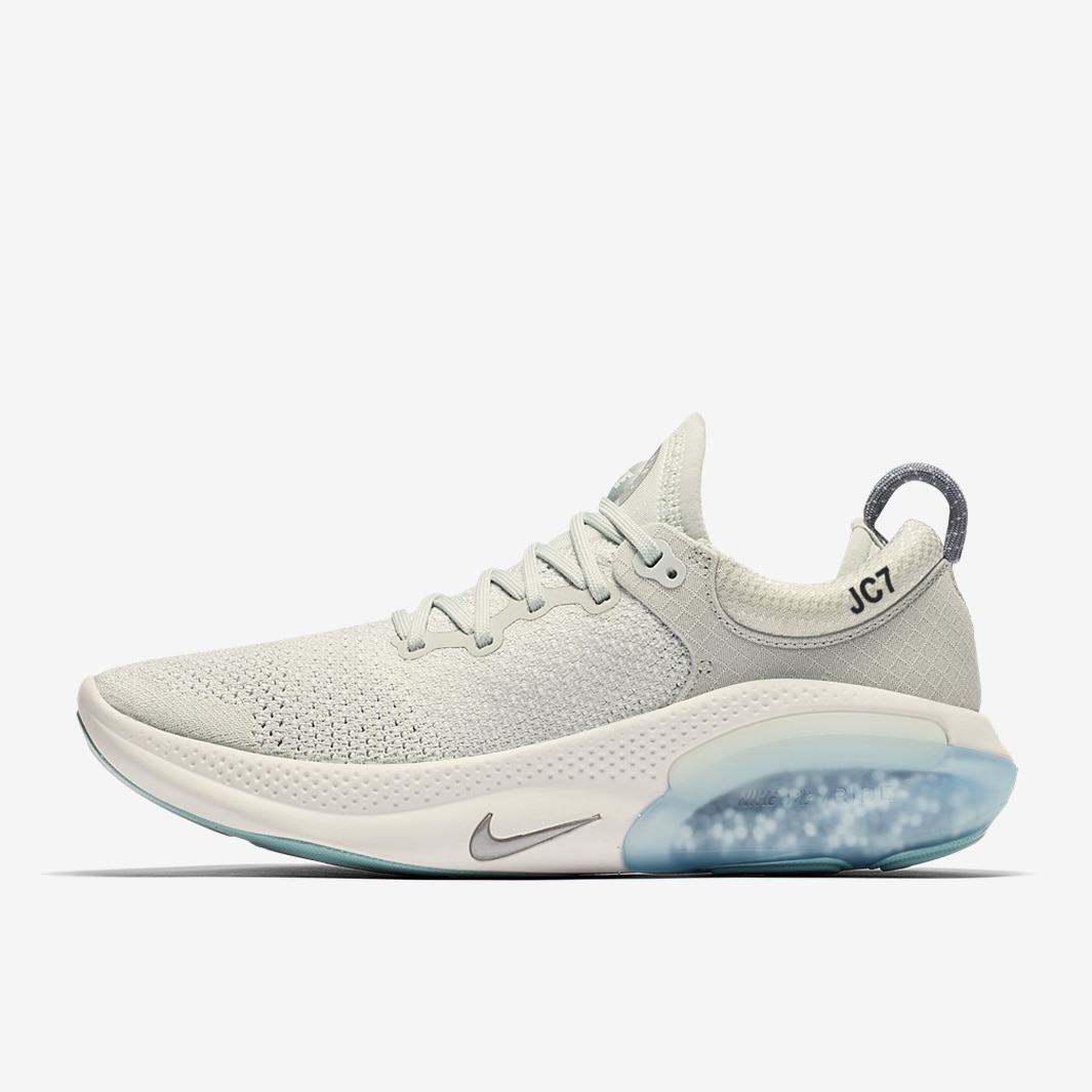 Nike Womens Joyride Run Flyknit Light Silver/Metallic Silver