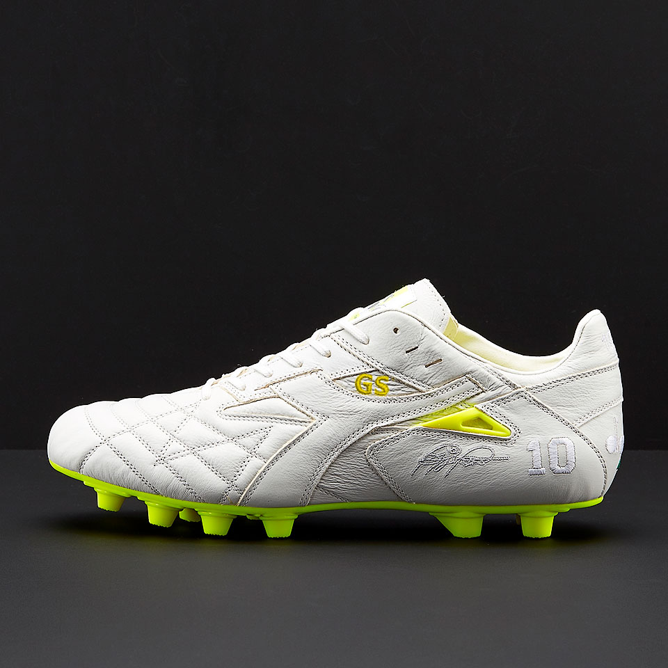 Crampons De Football Diadora Quinto III TF - Vert - Taille US 5.5 Medium - Supérieur Maille Respirant - Neuf Sans Boîte