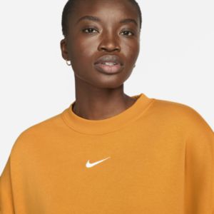 Nike Sportswear Collection Essentials Women's Over-Oversized | Pro:Direct Soccer