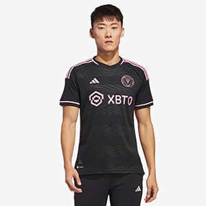 The best football kits of the 2022/23 season (Top 10) - Pulse