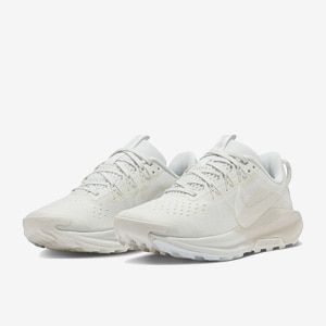 Nike Womens Pegasus Trail 5 | Pro:Direct Soccer